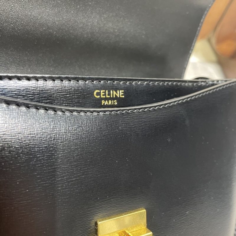 Ce1i*e triomphe bags